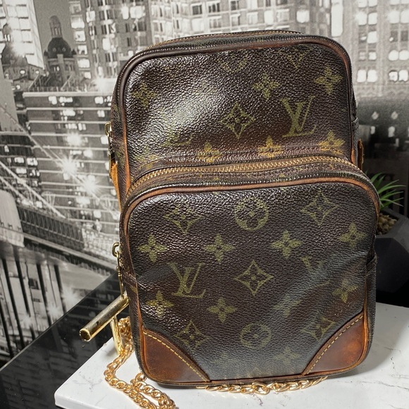 Authentic Louis Vuitton Monogram Amazon Crossbody Bag - Picture 11 of 16